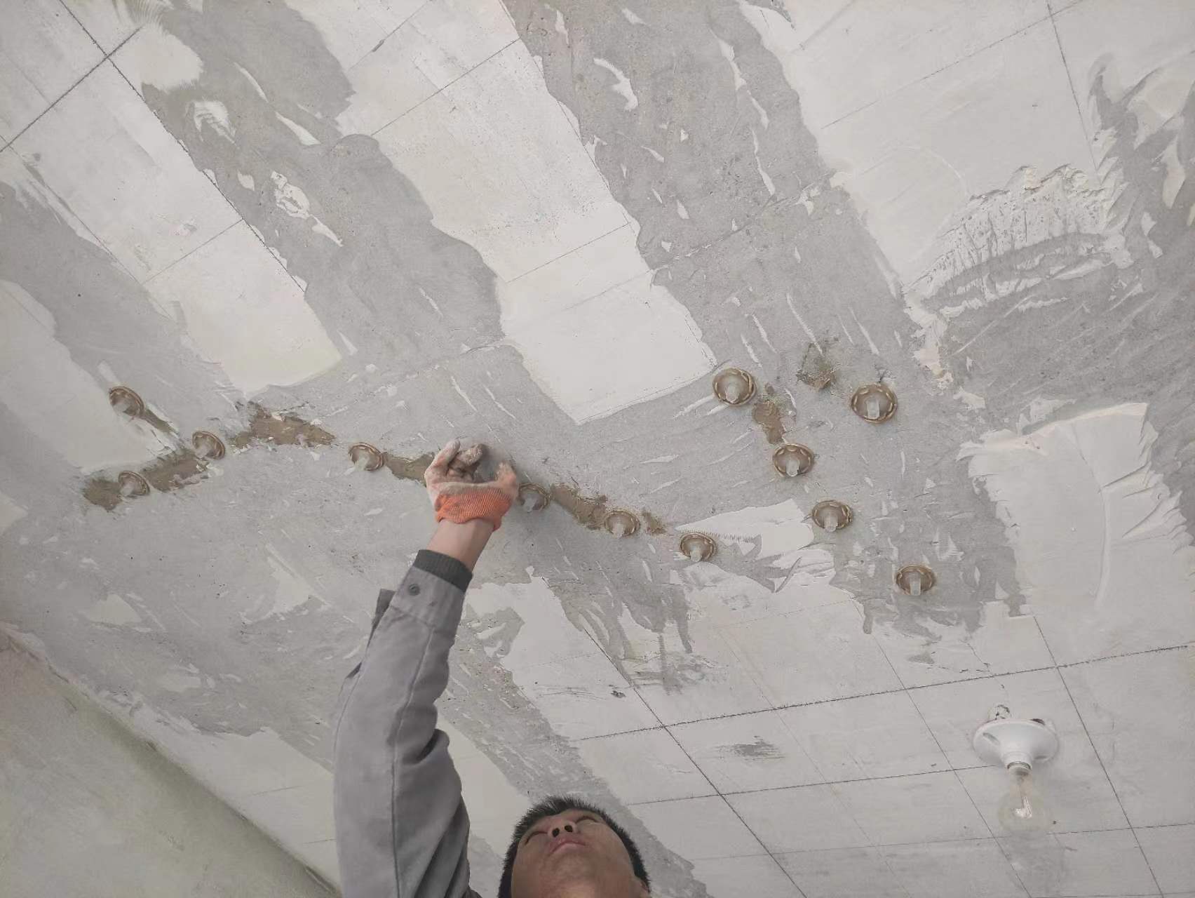 白沙混凝土楼板裂缝为什么会开裂?怎么修补?